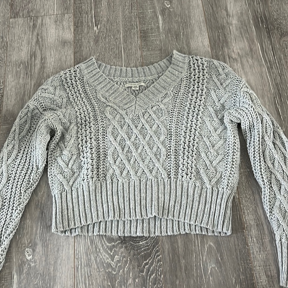 American Eagle Sweater
